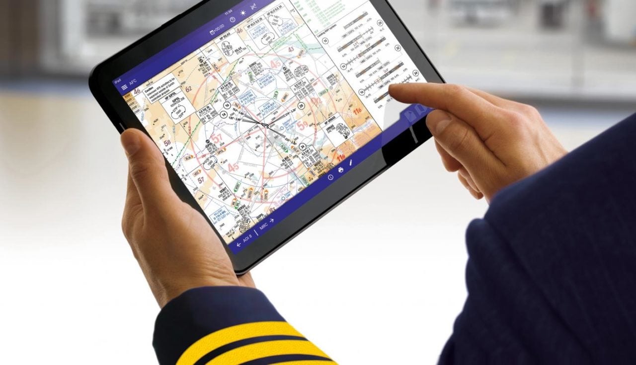 Role of Aviation Apps to travel on Airplanes